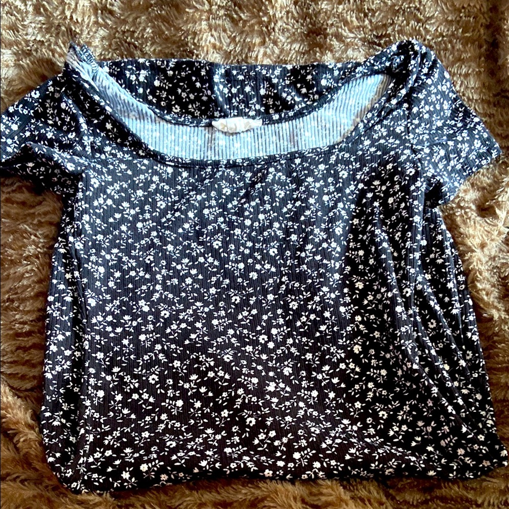 See You Monday Navy Floral Short Sleeve Top